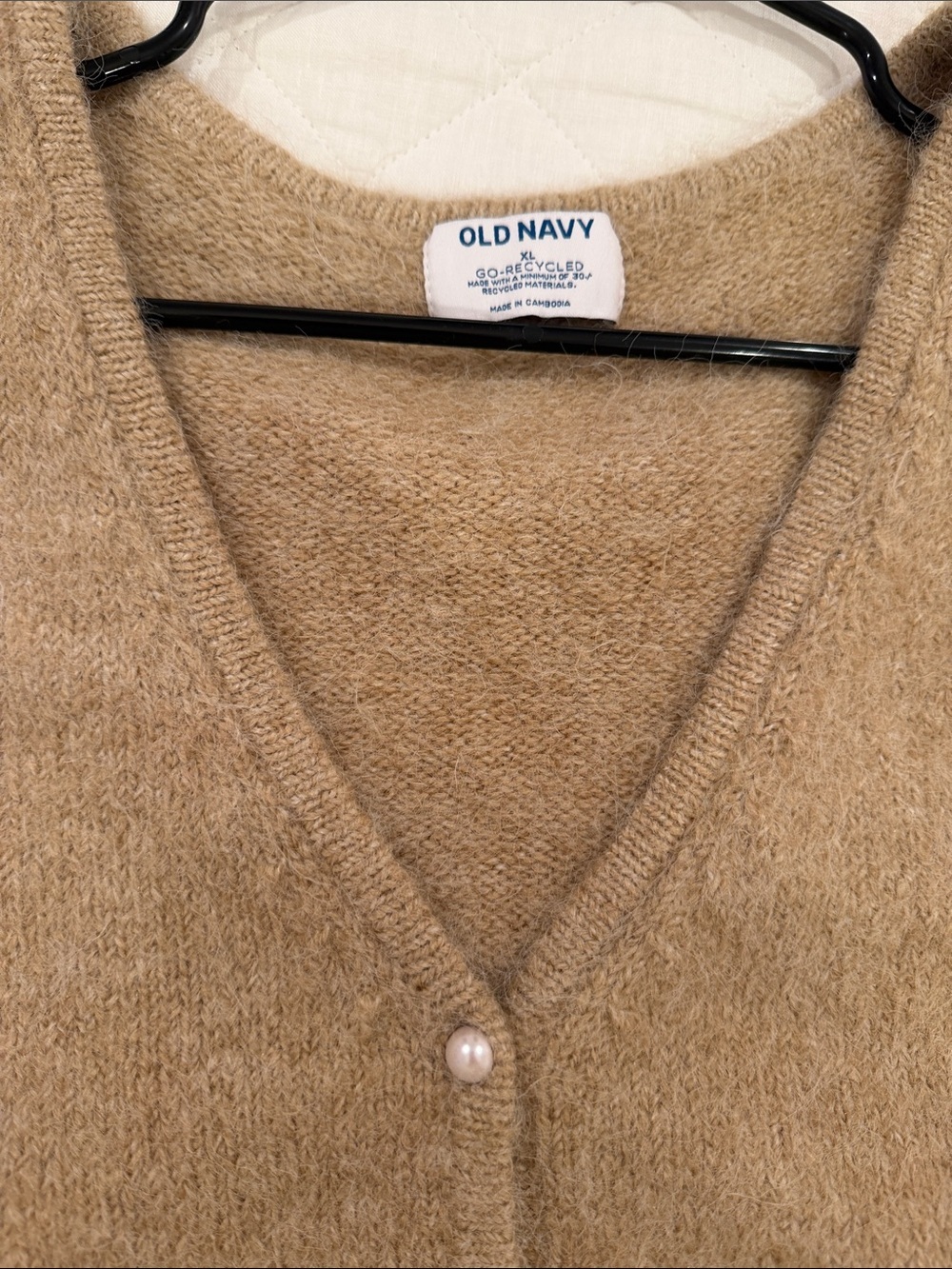 Old Navy Women's Camel Knit V-Neck Button Cardigan - Picture 2 of 3